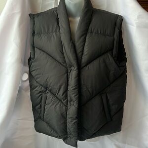 BlankNYC Black Puffer Vest with Snap Closure & Pockets Sz XS men M wmns